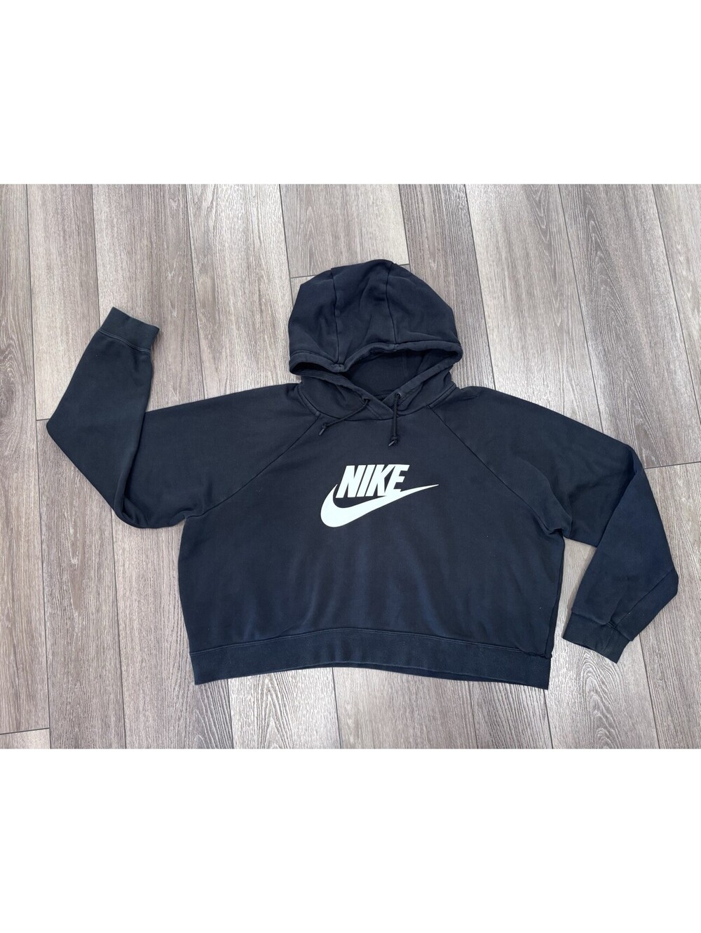 Nike Junior's cropped hoodie. black. Size Xxl